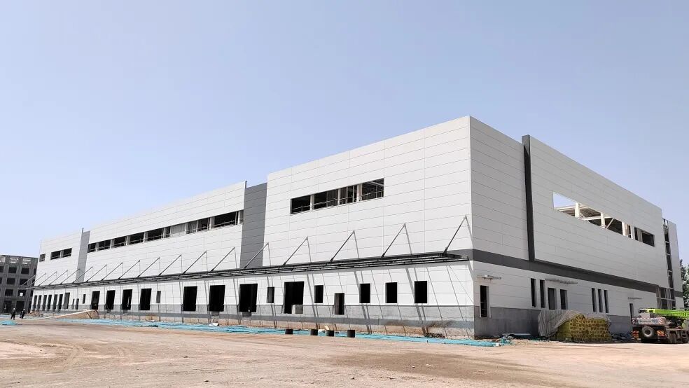 logistic park using sandwich panel logistic park using sandwich panel