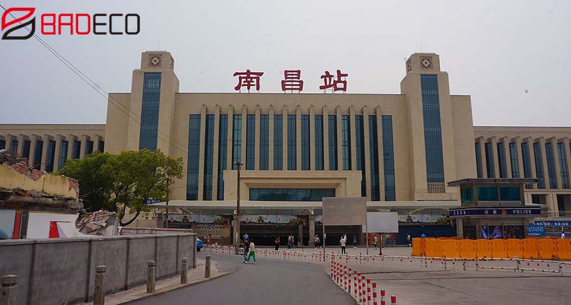 201705_East_Facade_of_Nanchang_Railway_Station_building