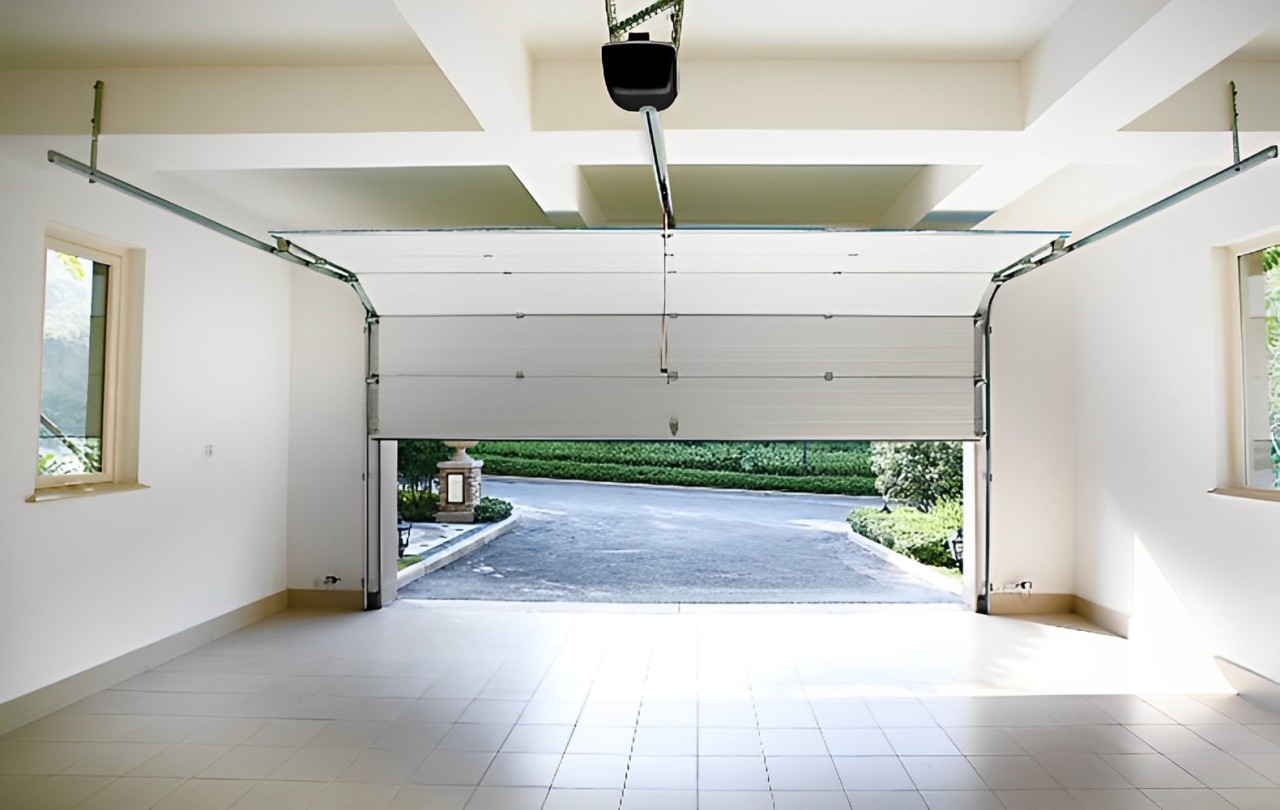 3-BRD sectional garage door