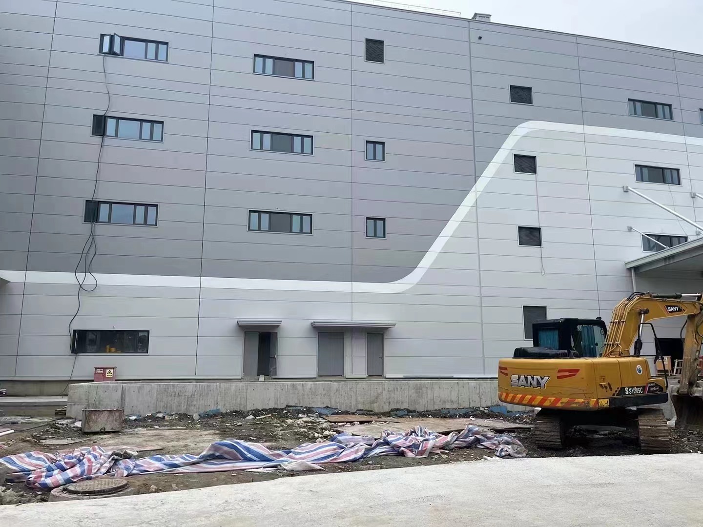 industrial park exterior wall2